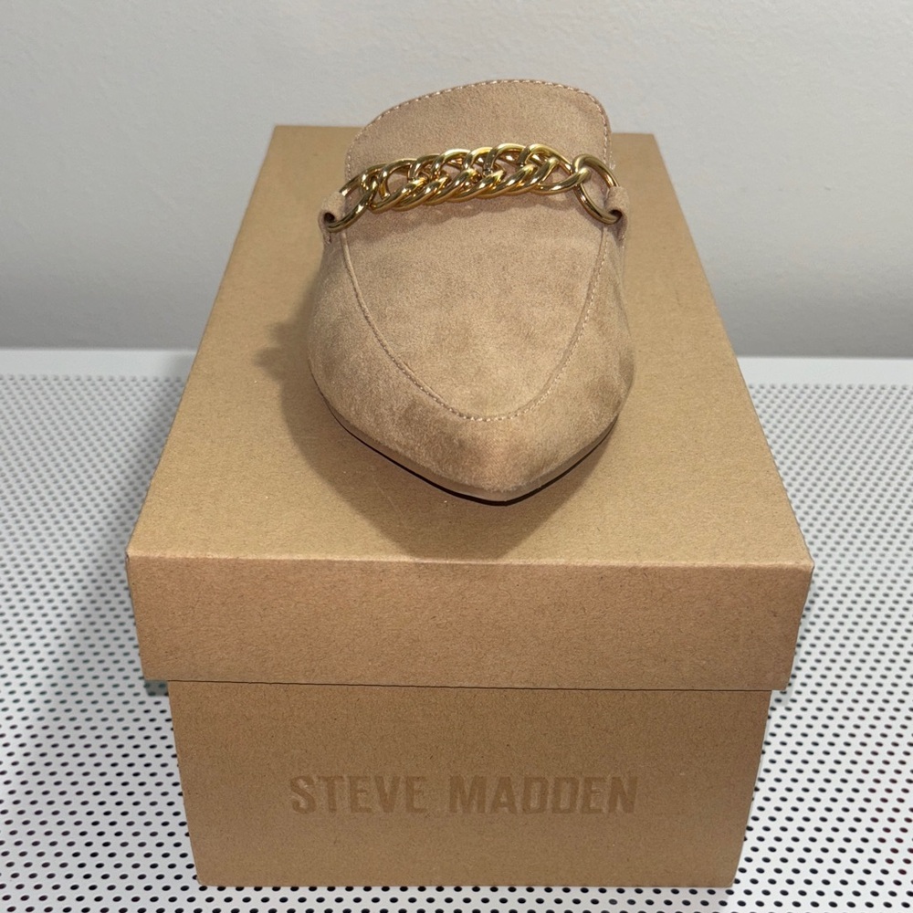 #6. 🆕 NWOT Steve Madden Forseen Tan Suede Mules with Gold Chain - Picture 8 of 9